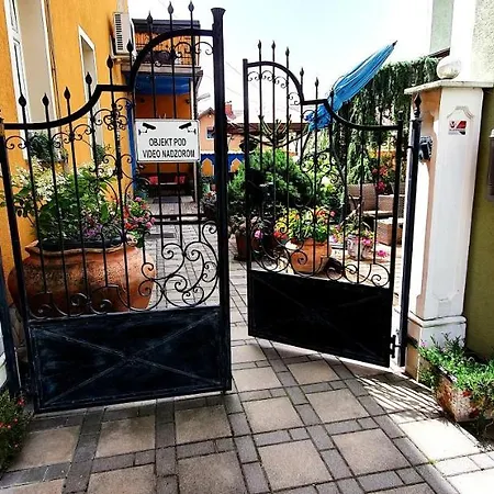Luna Apartamento *